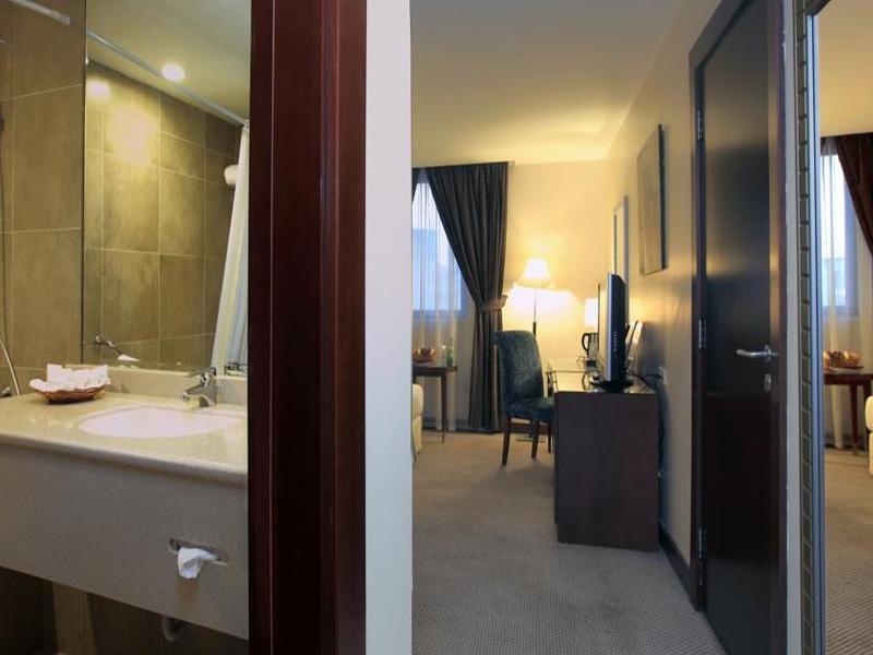 Hotel Mena Andalusia 3*